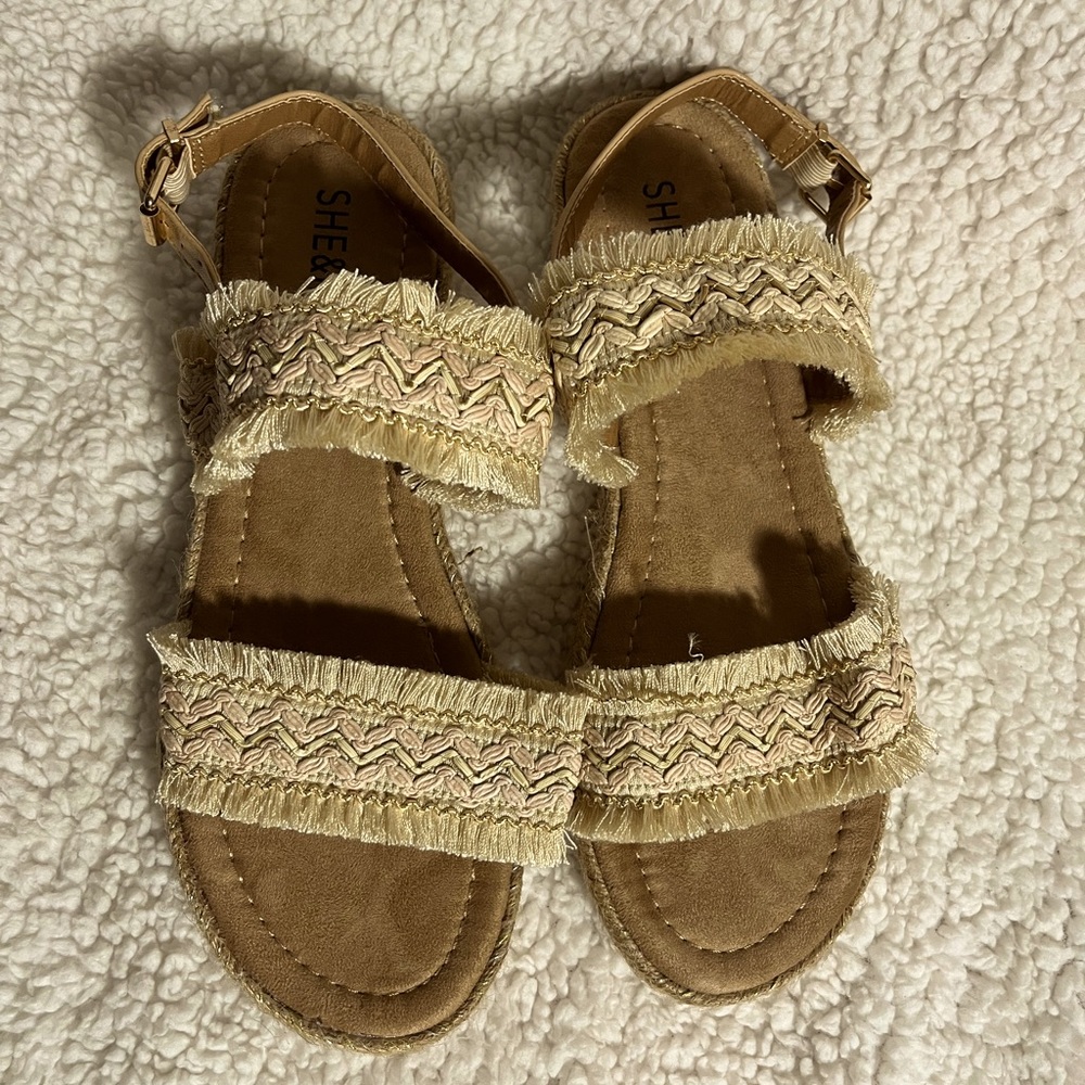 Fringe Trim Slingback Sandals